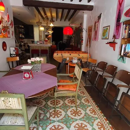 Hostal Barrio Boutik Long *