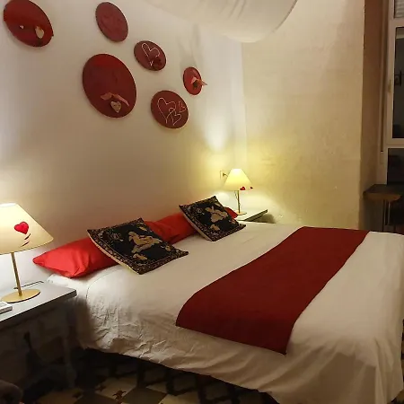 Barrio Boutik Long *